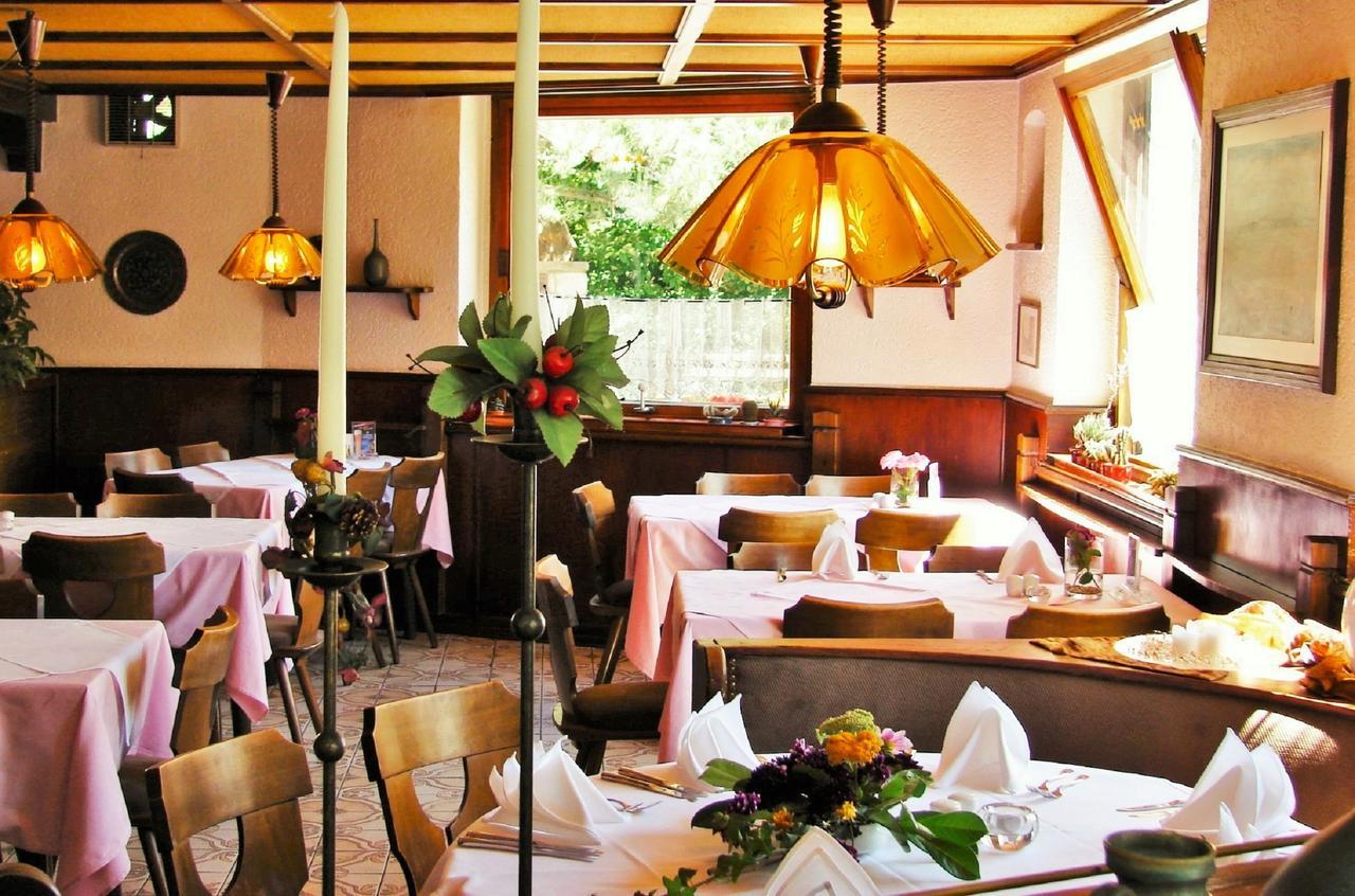 Hotel Gasthof Kreuz Bad Buchau Exterior foto